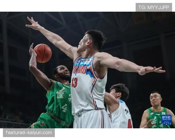 CBA总决赛G3:辽宁男篮加时惜败新疆,总比分被扳为1-2 CBA总决赛G3:辽宁男篮加时惜败新疆,总比分被扳为1-2