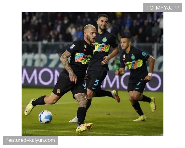 深度复盘:沙尔克久攻不下反被偷袭,定位球防守再暴露问题 深度复盘:沙尔克久攻不下反被偷袭,定位球防守再暴露问题